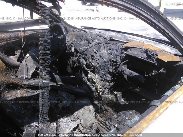 2G1WX15K029105189 - 2002 CHEVROLET MONTE CARLO SS თეთრი ფოტო 5