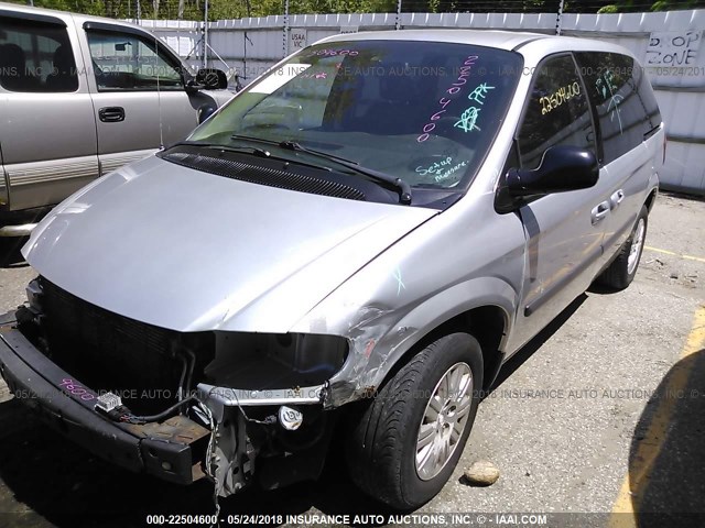 1A4GP45R16B645014 - 2006 CHRYSLER TOWN & COUNTRY  SILVER photo 2