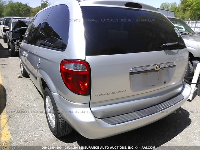 1A4GP45R16B645014 - 2006 CHRYSLER TOWN & COUNTRY  SILVER photo 3