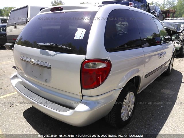 1A4GP45R16B645014 - 2006 CHRYSLER TOWN & COUNTRY  SILVER photo 4