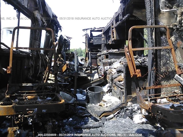 1RF42464632023166 - 2003 ROADMASTER RAIL MONOCOQUE 棕色 照片 8