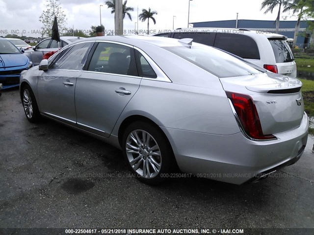 2G61M5S37J9132034 - 2018 CADILLAC XTS LUXURY SILVER photo 3