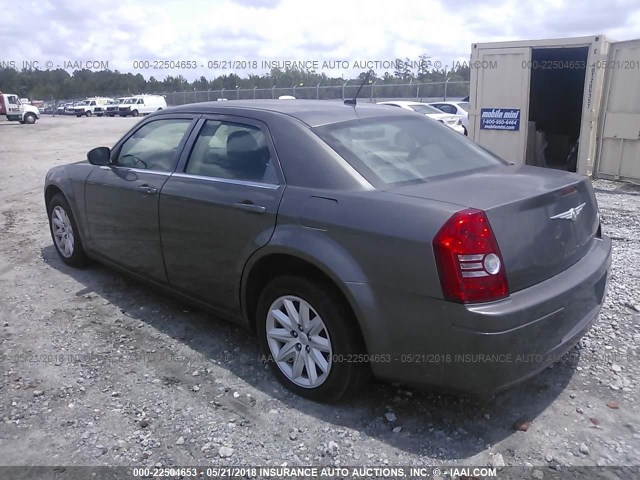 2C3LA43R68H245375 - 2008 CHRYSLER 300 LX GRAY photo 3