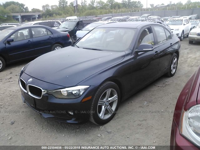 WBA3C3C5XDF983119 - 2013 BMW 320 I/XDRIVE BLUE photo 2