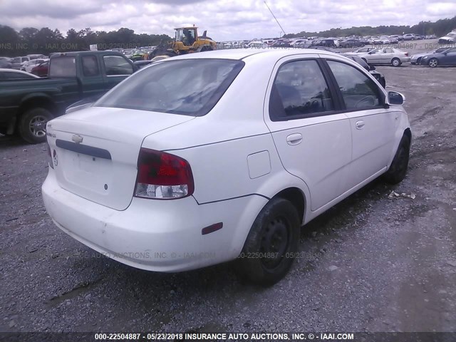 KL1TD56626B542098 - 2006 CHEVROLET AVEO LS WHITE photo 4