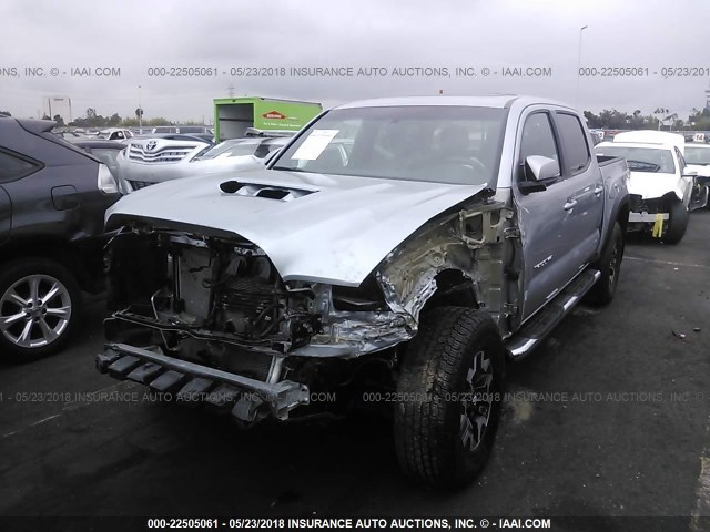 3TMCZ5AN1HM090035 - 2017 TOYOTA TACOMA DBL CAB/SR/TRDSPT/OR/PRO Күміс фото 2