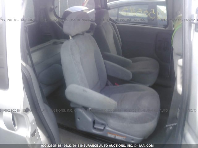 4N2ZN16T82D806323 - 2002 NISSAN QUEST SE SILVER photo 8