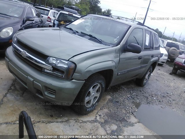 1GNDT13S042381782 - 2004 CHEVROLET TRAILBLAZER LS/LT GREEN photo 2