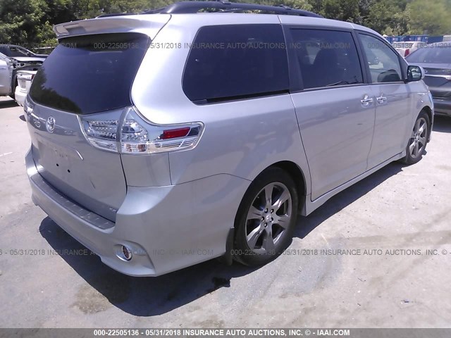 5TDXZ3DC0HS805824 - 2017 TOYOTA SIENNA SE SILVER photo 4