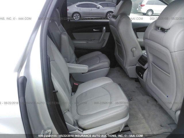 1GKLRMED7AJ107892 - 2010 GMC ACADIA SLT-1 SILVER photo 8