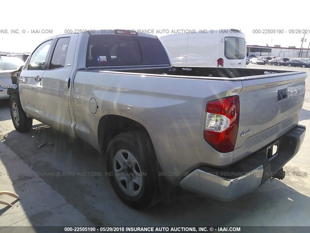 5TFUY5F12GX556853 - 2016 TOYOTA TUNDRA DOUBLE CAB SR/SR5 SILVER photo 3