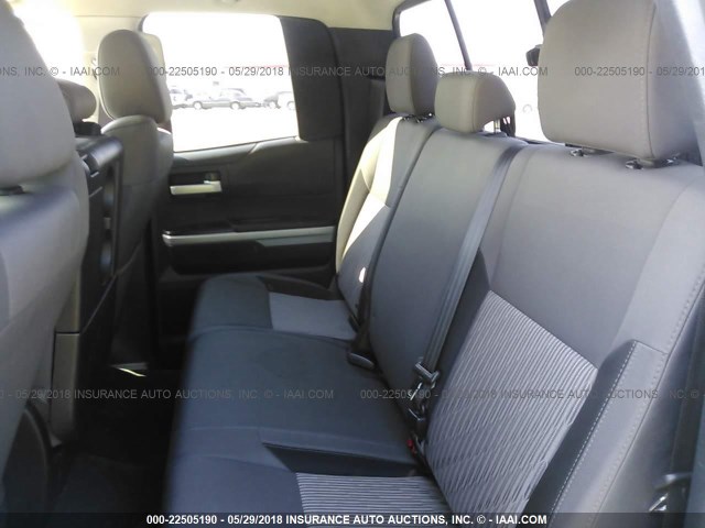 5TFUY5F12GX556853 - 2016 TOYOTA TUNDRA DOUBLE CAB SR/SR5 SILVER photo 8