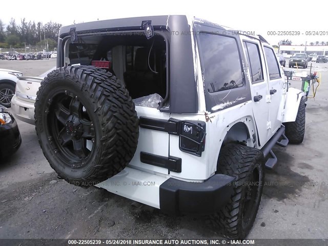 1C4BJWDG4FL619305 - 2015 JEEP WRANGLER UNLIMITE SPORT WHITE photo 4