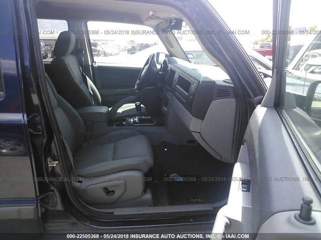1J8HG48N96C145480 - 2006 JEEP COMMANDER Mavi foto 5