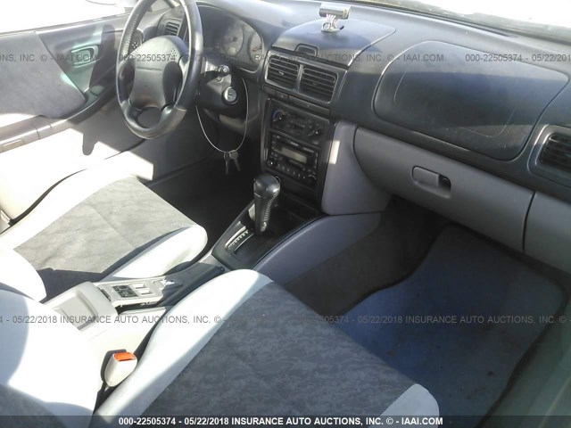JF1SF65681H723613 - 2001 SUBARU FORESTER S 银色 照片 5