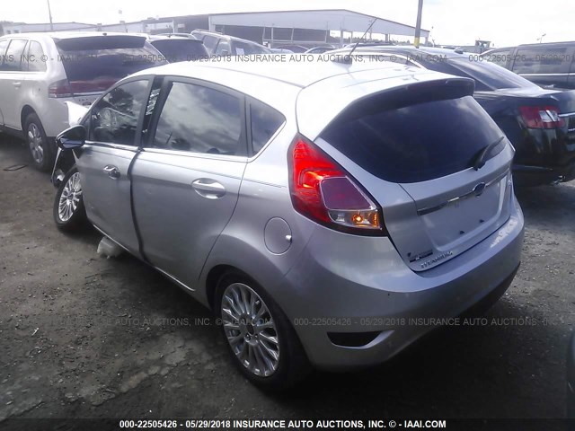 3FADP4FJ0GM197091 - 2016 FORD FIESTA TITANIUM SILVER photo 3