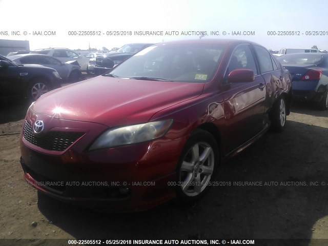 4T1BK46K27U045507 - 2007 TOYOTA CAMRY NEW GENERAT LE/XLE/SE RED photo 2