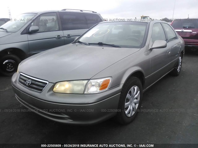 JT2BG22KXY0489803 - 2000 TOYOTA CAMRY CE/LE/XLE 灰色 照片 2