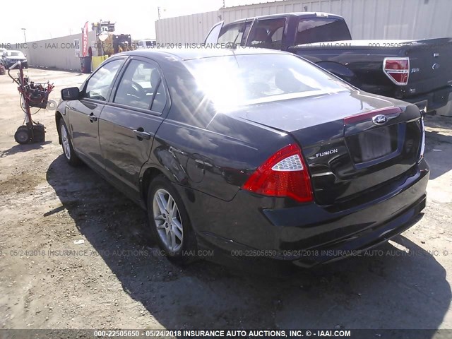 3FAHP0GA8BR327395 - 2011 FORD FUSION S BLACK photo 3