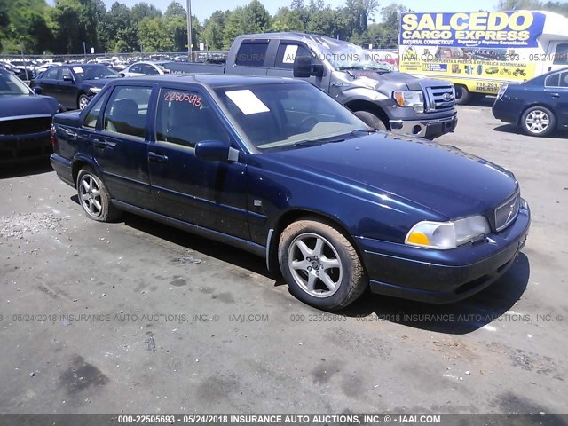 YV1LS55A0X2614142 - 1999 VOLVO S70 BLUE photo 1