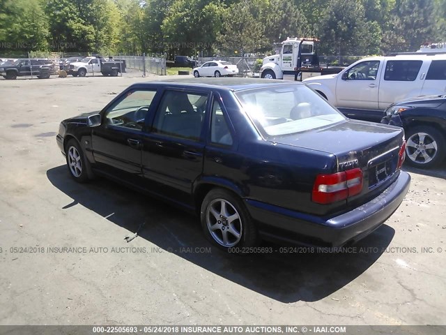 YV1LS55A0X2614142 - 1999 VOLVO S70 BLUE photo 3