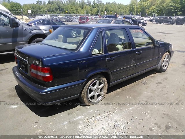 YV1LS55A0X2614142 - 1999 VOLVO S70 BLUE photo 4