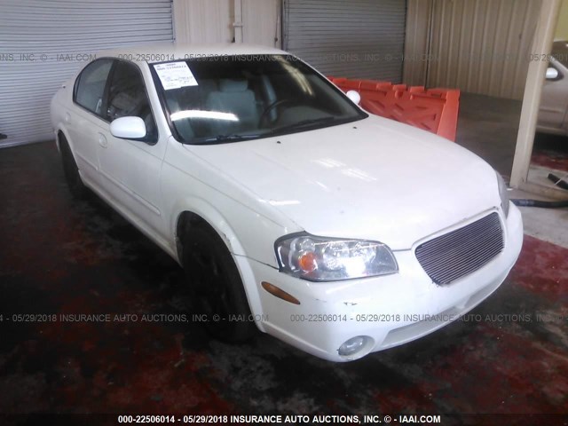 JN1DA31D12T414751 - 2002 NISSAN MAXIMA GLE/GXE/SE WHITE photo 1