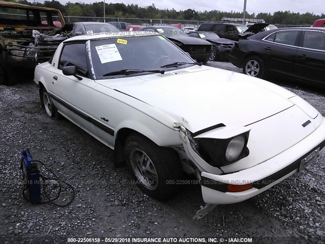 JM1FB3317D0734103 - 1983 MAZDA RX7 WHITE photo 6