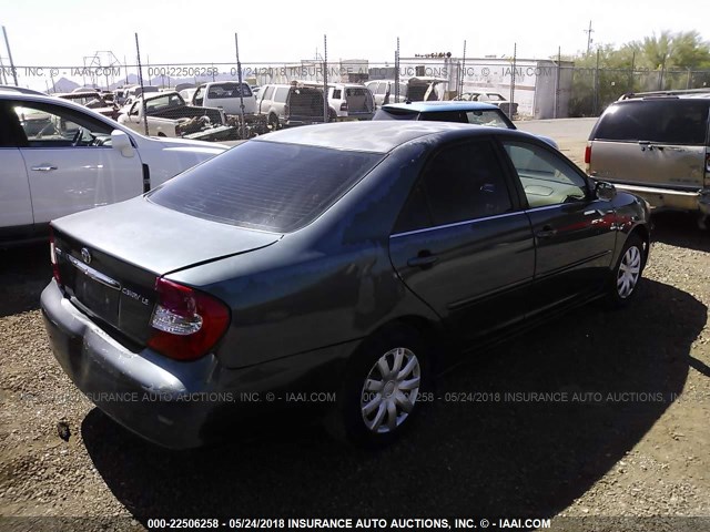 JTDBE32K620062905 - 2002 TOYOTA CAMRY LE/XLE/SE მწვანე ფოტო 4