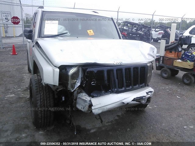 1J8HG48K28C241802 - 2008 JEEP COMMANDER SPORT ბეჟი ფოტო 6