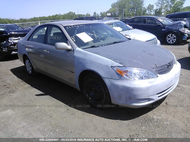4T1BE32K13U202798 - 2003 TOYOTA CAMRY LE/XLE/SE ოქროსფერი ფოტო 1
