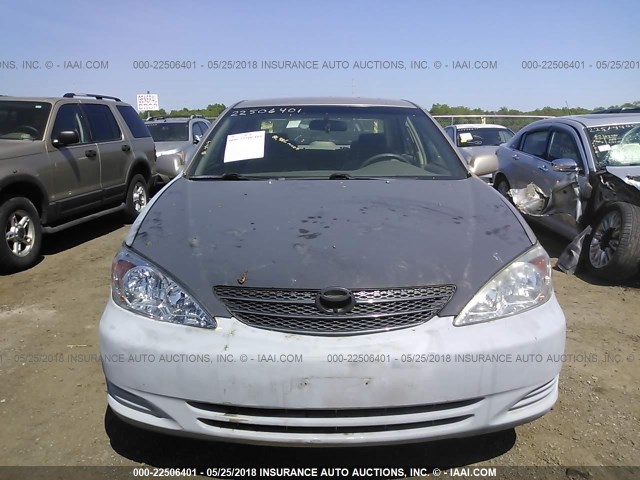 4T1BE32K13U202798 - 2003 TOYOTA CAMRY LE/XLE/SE ოქროსფერი ფოტო 6