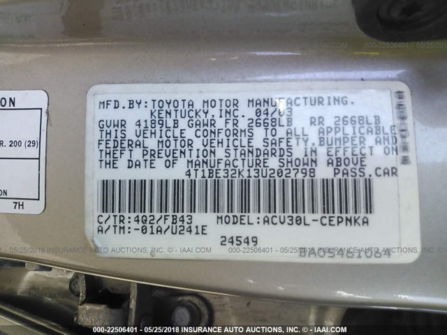 4T1BE32K13U202798 - 2003 TOYOTA CAMRY LE/XLE/SE ოქროსფერი ფოტო 9