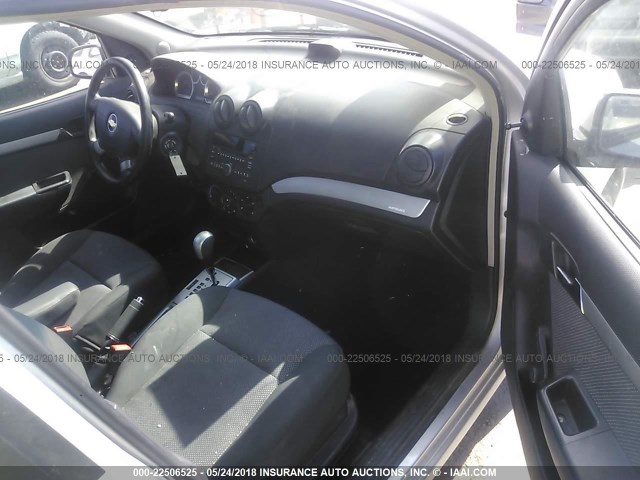 KL1TD5DE3BB167326 - 2011 CHEVROLET AVEO LS/LT 银色 照片 5