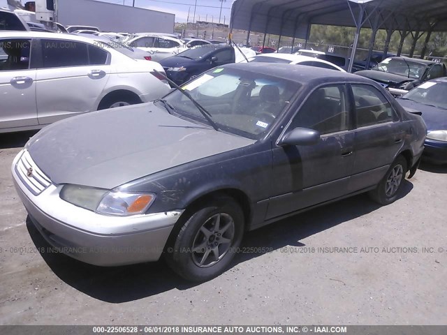4T1BG22K3XU905992 - 1999 TOYOTA CAMRY CE/LE/XLE 灰色 照片 2