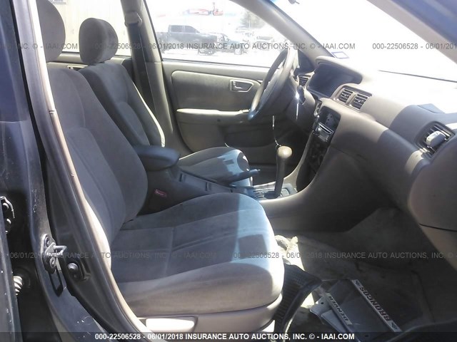 4T1BG22K3XU905992 - 1999 TOYOTA CAMRY CE/LE/XLE 灰色 照片 5