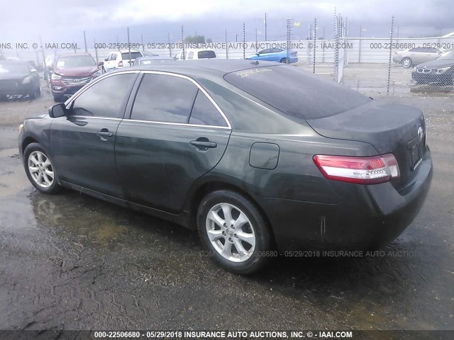 4T1BF3EK7BU650891 - 2011 TOYOTA CAMRY SE/LE/XLE GREEN photo 3