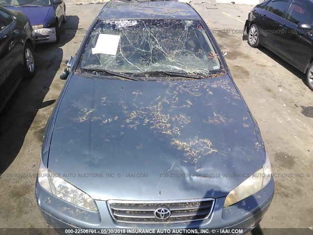 JT2BG22K710562065 - 2001 TOYOTA CAMRY CE/LE/XLE 蓝色 照片 6