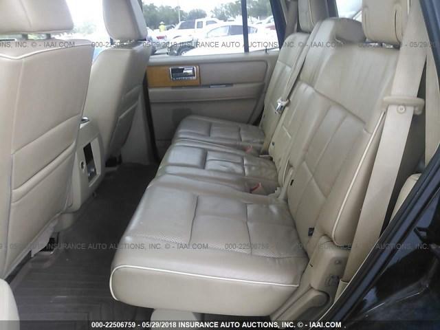 5LMFU27507LJ03268 - 2007 LINCOLN NAVIGATOR BLACK photo 8