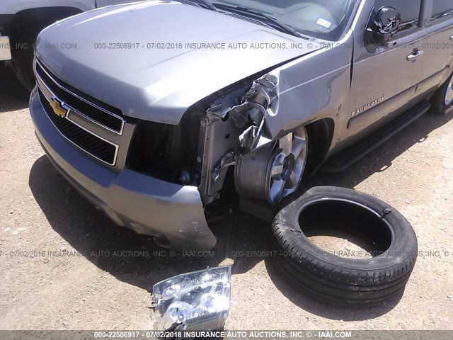 1GNFC16077J235070 - 2007 CHEVROLET SUBURBAN C1500 GRAY photo 6