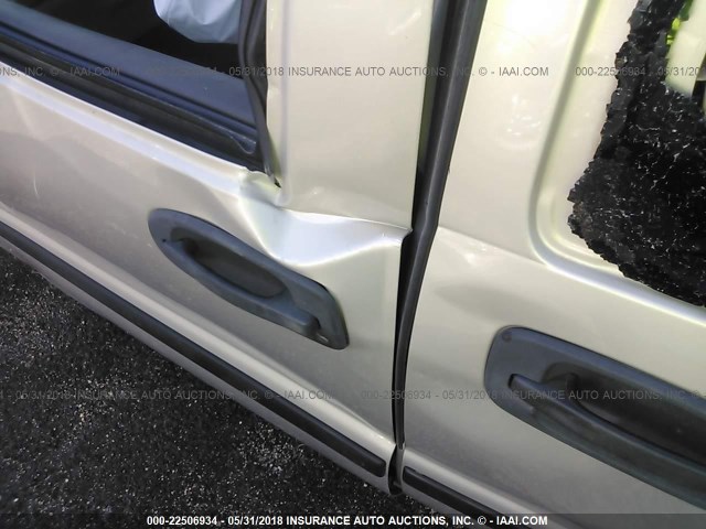 1GNDV23WX8D175902 - 2008 CHEVROLET UPLANDER LS GOLD photo 9