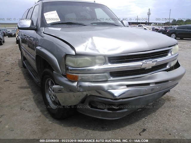 3GNEC16Z72G186540 - 2002 CHEVROLET SUBURBAN C1500 GRAY photo 6