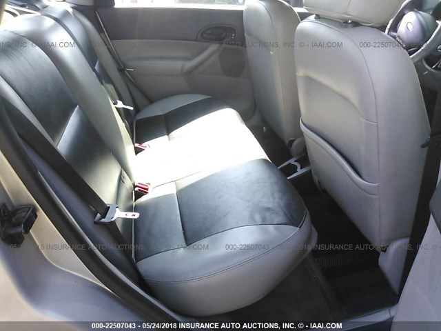 1FAHP34N87W358613 - 2007 FORD FOCUS ZX4/S/SE/SES 银色 照片 8