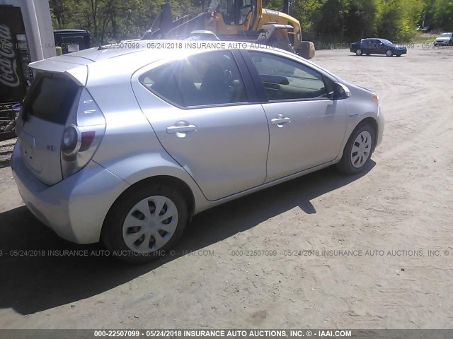 JTDKDTB35D1550090 - 2013 TOYOTA PRIUS C SILVER photo 4