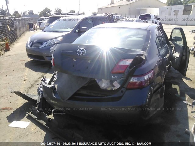 4T4BE46K09R114744 - 2009 TOYOTA CAMRY SE/LE/XLE ნაცრისფერი ფოტო 4