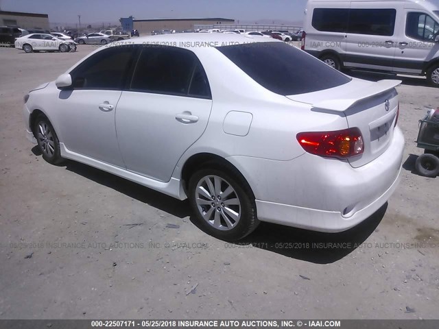 1NXBU4EE3AZ343111 - 2010 TOYOTA COROLLA S/LE/XLE WHITE photo 3