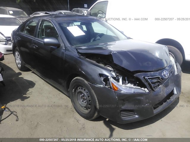 4T4BF3EKXBR118363 - 2011 TOYOTA CAMRY SE/LE/XLE GRAY photo 1