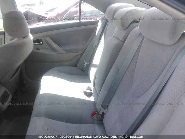 4T4BF3EKXBR118363 - 2011 TOYOTA CAMRY SE/LE/XLE GRAY photo 8