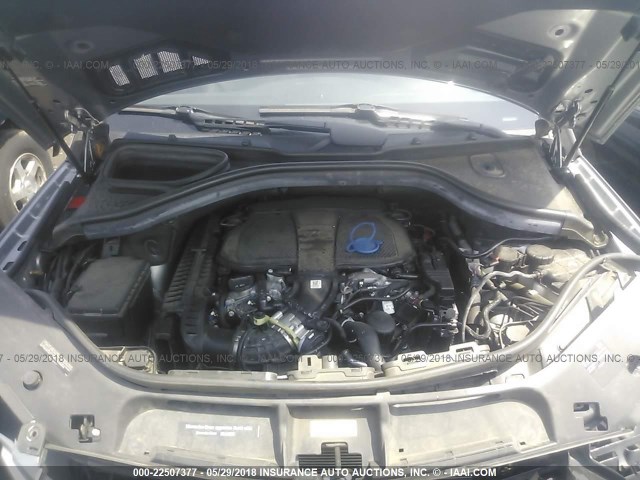 4JGDA5HB2FA616377 - 2015 MERCEDES-BENZ ML 350 4MATIC Light Blue photo 10