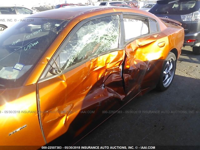 2B3CL5CT3BH507031 - 2011 DODGE CHARGER R/T ORANGE photo 6